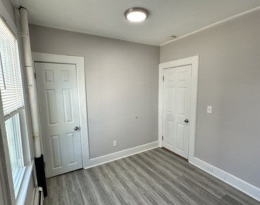 30 Jefferson Avenue - Photo Thumbnail 6