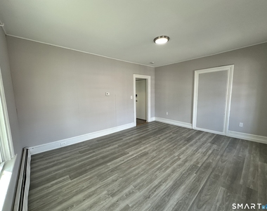30 Jefferson Avenue - Photo Thumbnail 4