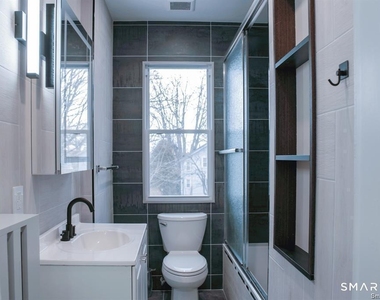 23 Lake Street - Photo Thumbnail 7