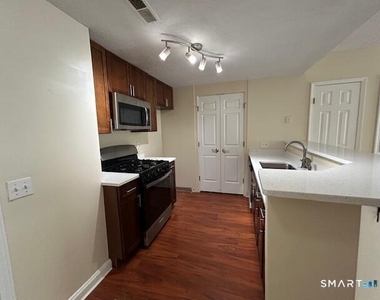 488 Bedford Street - Photo Thumbnail 22