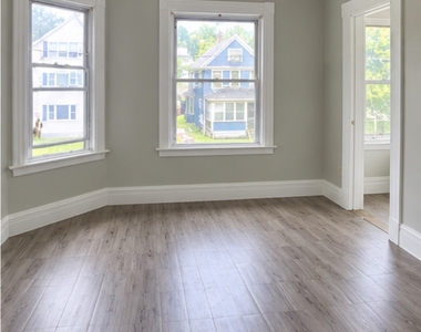17 Dayton Street - Photo Thumbnail 2