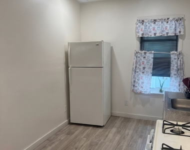 324 Naugatuck Avenue - Photo Thumbnail 12