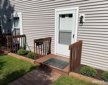 9 South Street - Photo Thumbnail 21