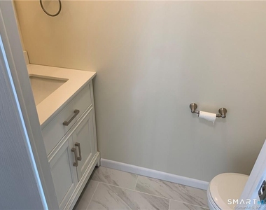9 South Street - Photo Thumbnail 7