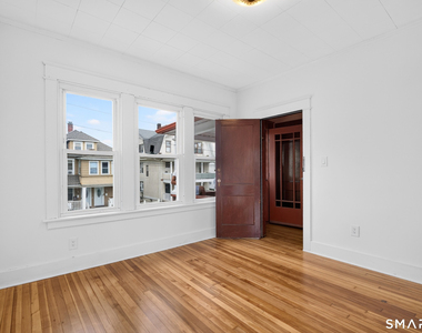 46-48 Tenth Street - Photo Thumbnail 21