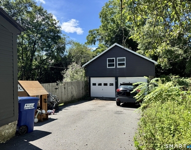 25 Pequot Avenue - Photo Thumbnail 1