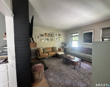 25 Pequot Avenue - Photo Thumbnail 4