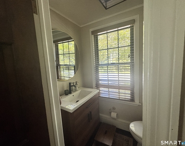 25 Pequot Avenue - Photo Thumbnail 10