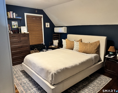 25 Pequot Avenue - Photo Thumbnail 11