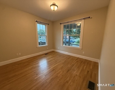217 Beacon Street - Photo Thumbnail 16