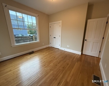 217 Beacon Street - Photo Thumbnail 14