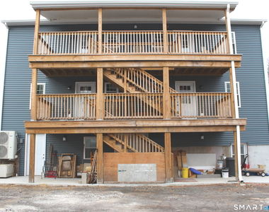 11 Glastonbury Avenue - Photo Thumbnail 15