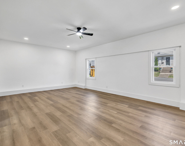 59 Lenox Avenue - Photo Thumbnail 7