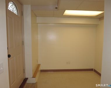 232 Main Street - Photo Thumbnail 3