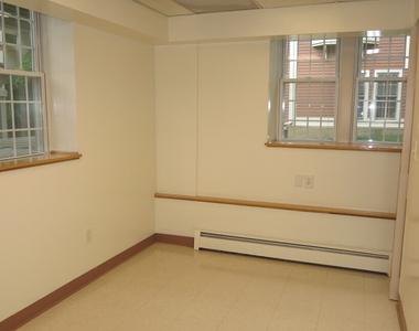 232 Main Street - Photo Thumbnail 10