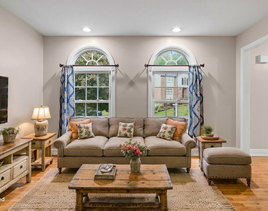 8310 Reagan Drive - Photo Thumbnail 11