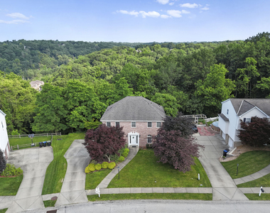 8310 Reagan Drive - Photo Thumbnail 30