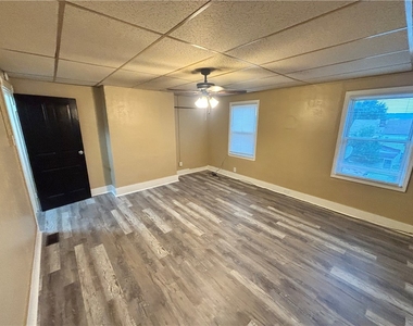 603 E 18th - Photo Thumbnail 18
