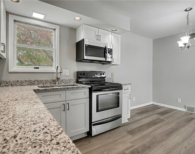 841 E Lutton St - Photo Thumbnail 10