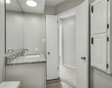 841 E Lutton St - Photo Thumbnail 21