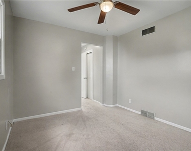 841 E Lutton St - Photo Thumbnail 14