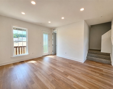 307 Palisade Way - Photo Thumbnail 24