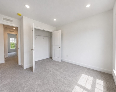 307 Palisade Way - Photo Thumbnail 41