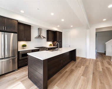 307 Palisade Way - Photo Thumbnail 18