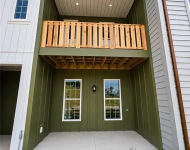 307 Palisade Way - Photo Thumbnail 2