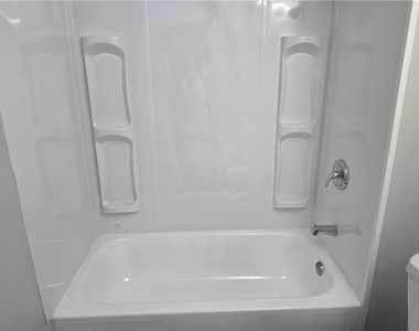 4529 Friendship Avenue - Photo Thumbnail 17