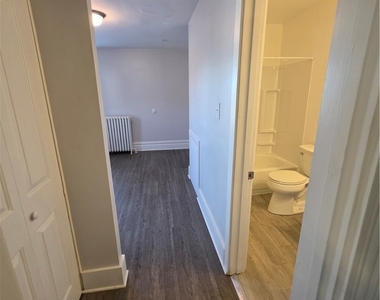 219 5th Street - Photo Thumbnail 4
