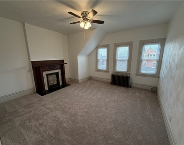 245 S Millvale Ave - Photo Thumbnail 4
