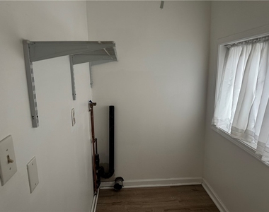 1130 Goettman St - Photo Thumbnail 16