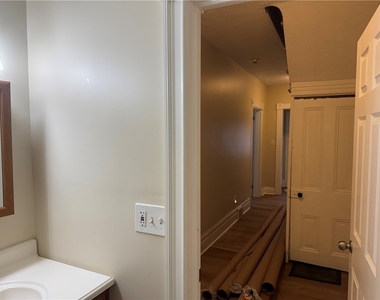 1130 Goettman St - Photo Thumbnail 18