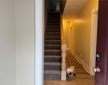 1130 Goettman St - Photo Thumbnail 2