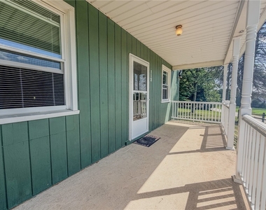 112 Heinz Rd - Photo Thumbnail 3