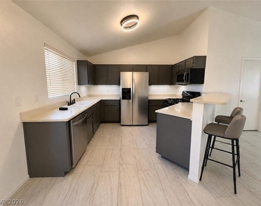 4187 Heller Drive - Photo Thumbnail 2