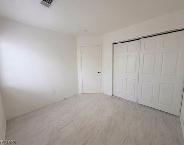 4187 Heller Drive - Photo Thumbnail 8