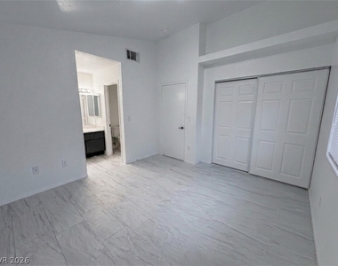 4187 Heller Drive - Photo Thumbnail 4