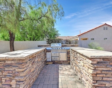5840 Coconut Creek Street - Photo Thumbnail 20