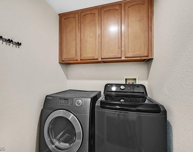 5840 Coconut Creek Street - Photo Thumbnail 18