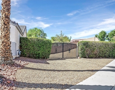 5840 Coconut Creek Street - Photo Thumbnail 21