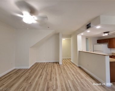 7701 W Robindale Road - Photo Thumbnail 2