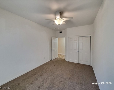7701 W Robindale Road - Photo Thumbnail 9