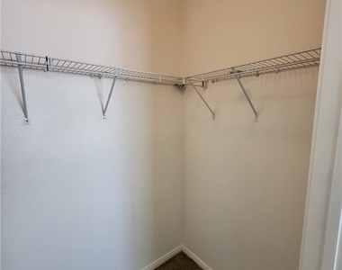 7701 W Robindale Road - Photo Thumbnail 7