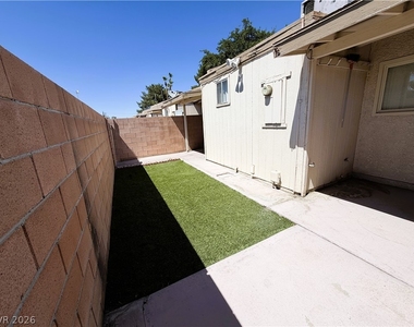 328 Linn Lane - Photo Thumbnail 33