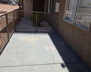 1662 N Lamont Street - Photo Thumbnail 14