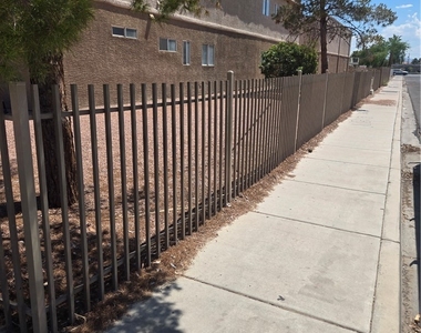 1662 N Lamont Street - Photo Thumbnail 17