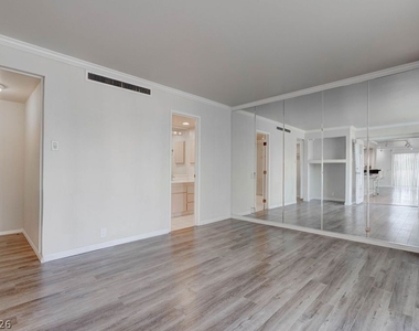3111 Bel Air Drive - Photo Thumbnail 27