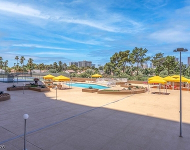3111 Bel Air Drive - Photo Thumbnail 5